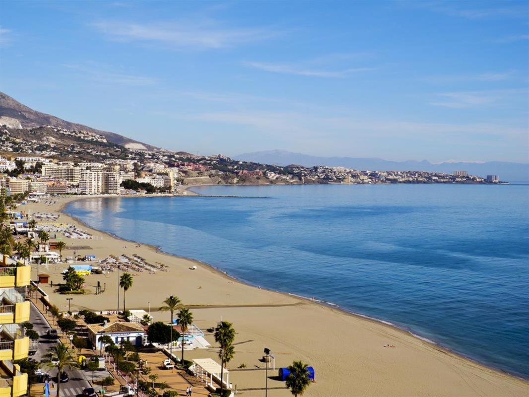 Fully Renovated Apartment In The Heart Of Fuengirola, 2 Min Walk To The Beach Екстер'єр фото