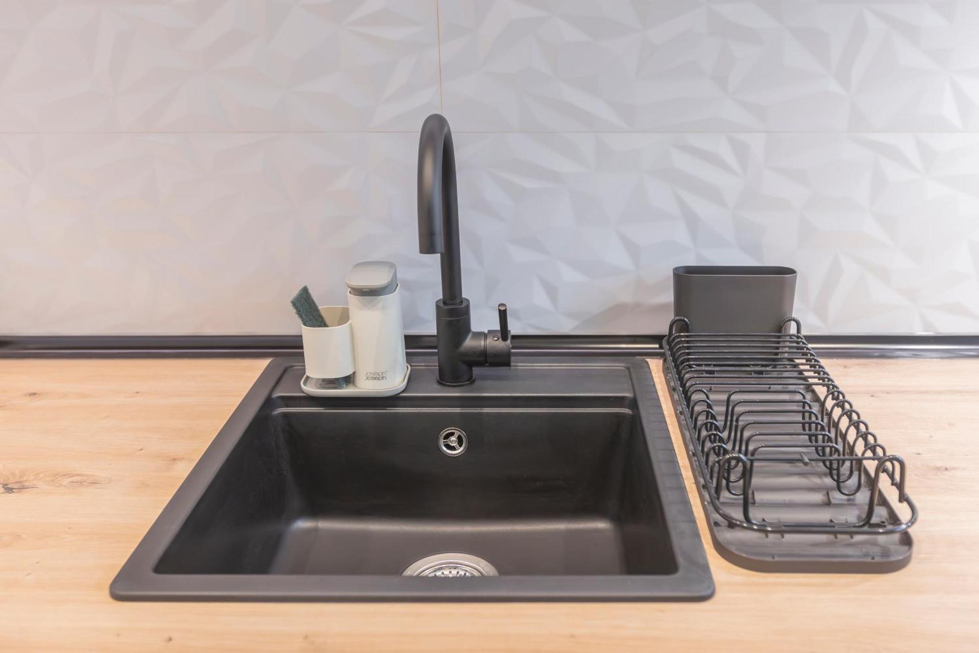 Fully Renovated Apartment In The Heart Of Fuengirola, 2 Min Walk To The Beach Екстер'єр фото