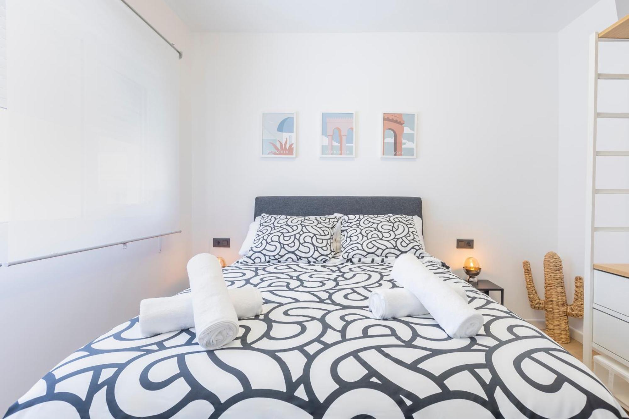 Fully Renovated Apartment In The Heart Of Fuengirola, 2 Min Walk To The Beach Екстер'єр фото