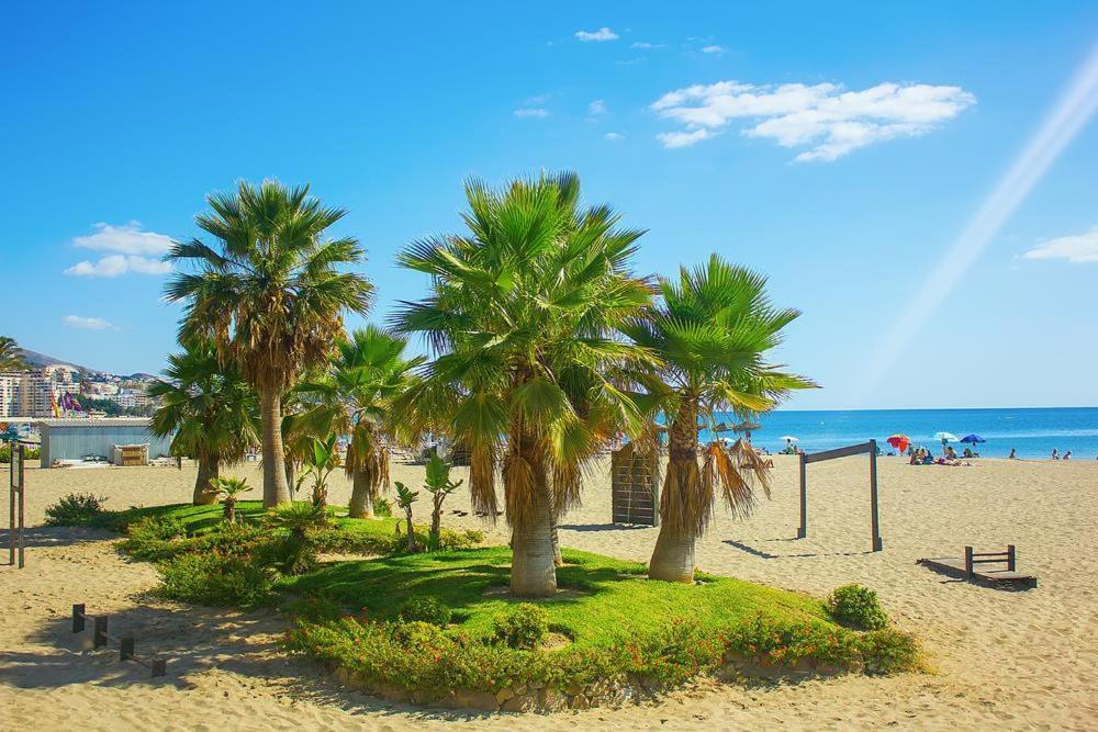 Fully Renovated Apartment In The Heart Of Fuengirola, 2 Min Walk To The Beach Екстер'єр фото